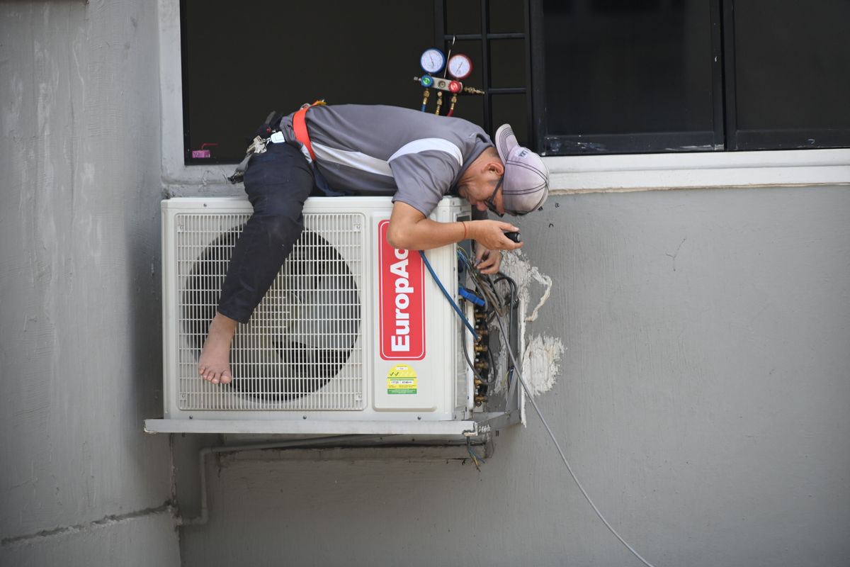 Service AC